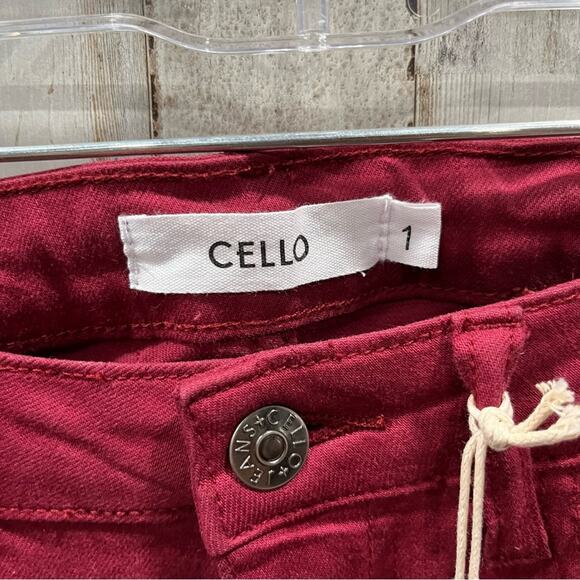 NWT Cello Red Skinny Jeans Shark Bite Frayed Hem - Picture 4 of 10